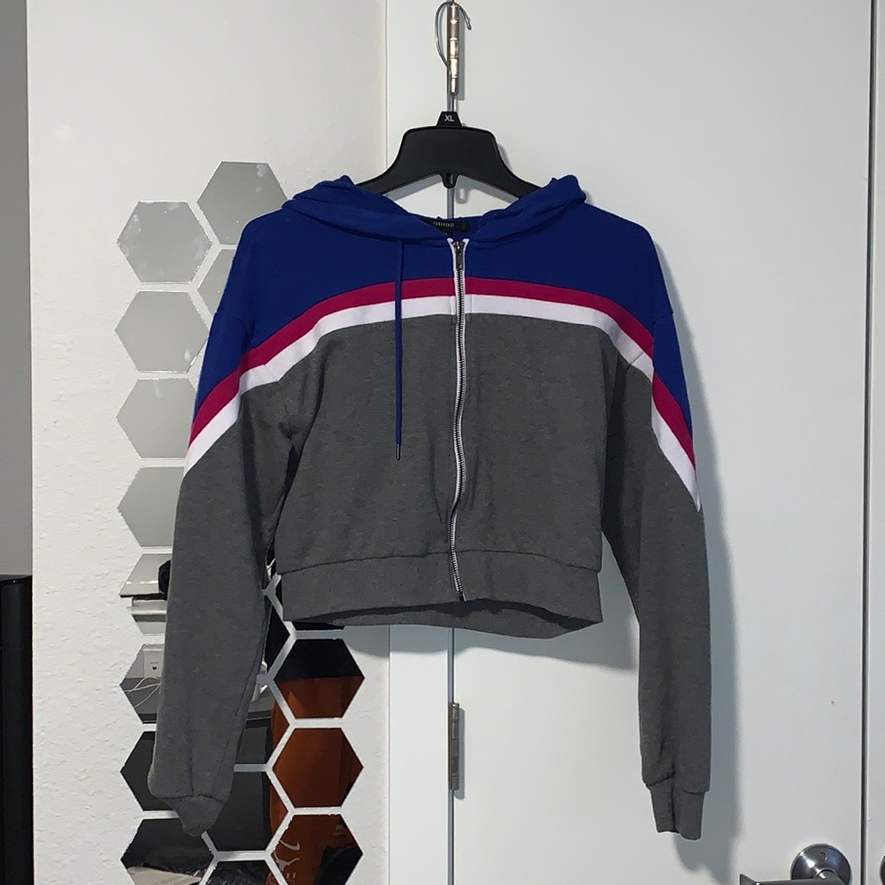 Forever 21 90’s retro cropped jacket